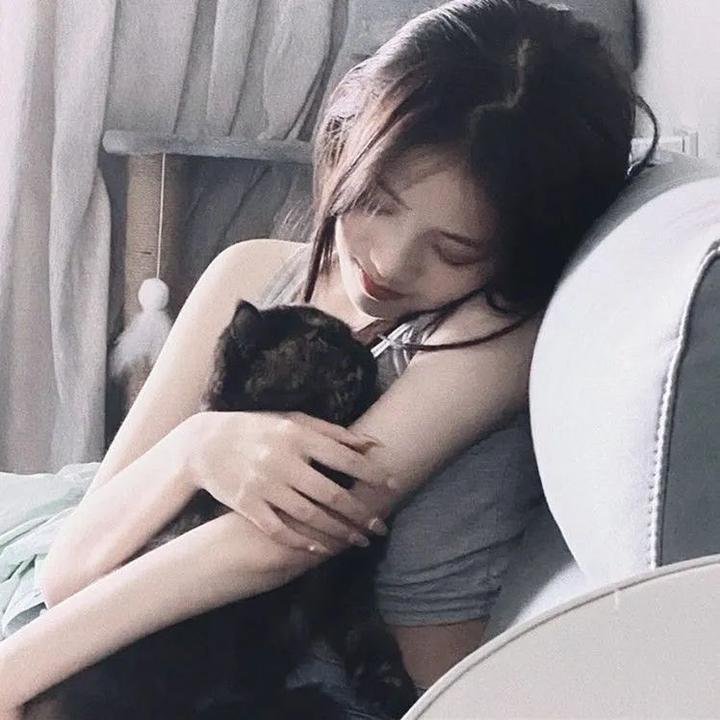 快穿之顶级反派要洗白海报