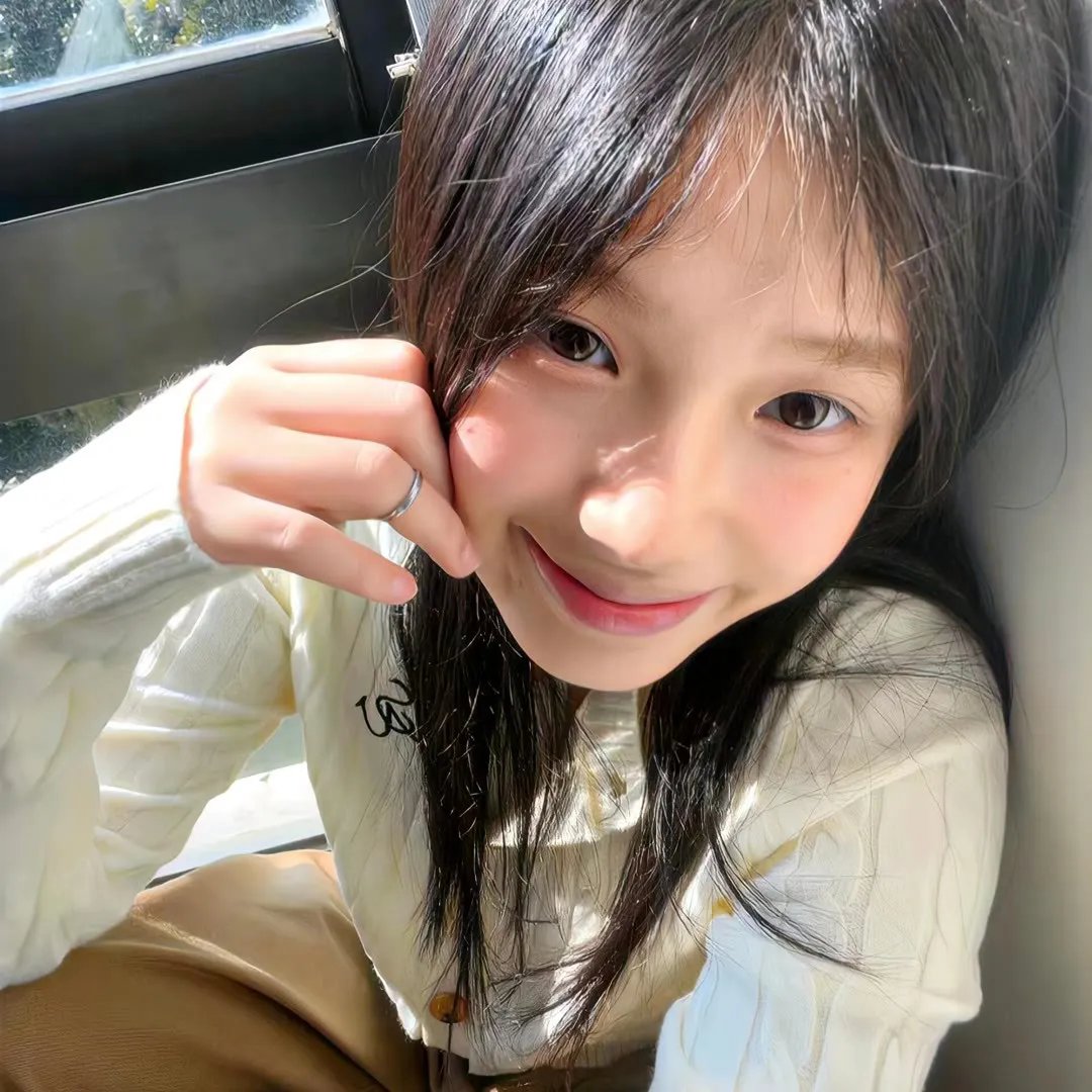 冬天的女子海报