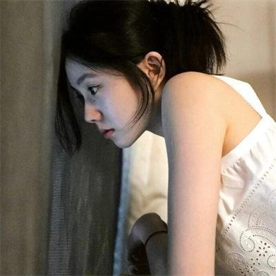 我不在这儿海报